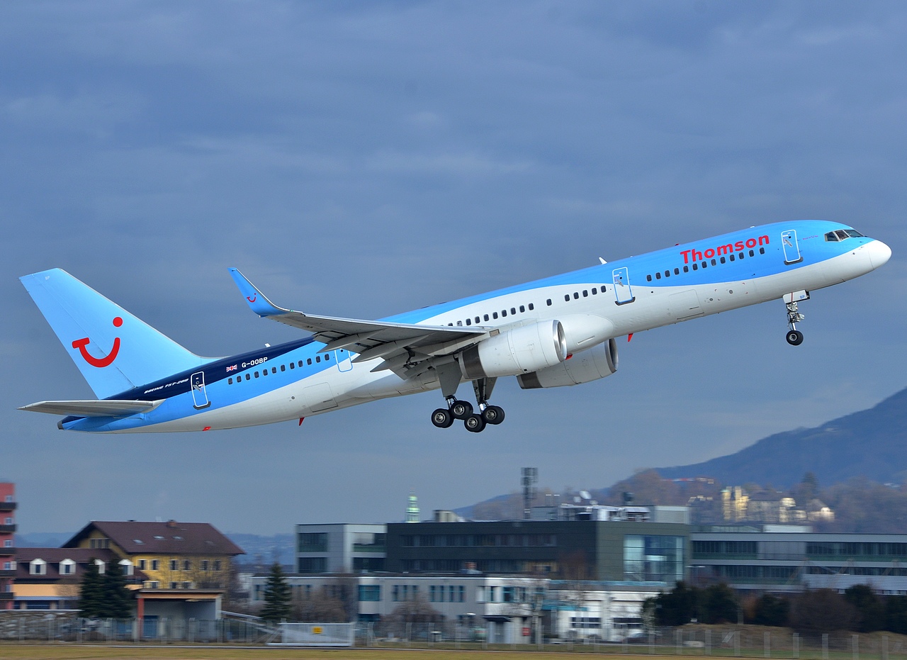 G-OOBP - 757-2G5(WL) - Thomson Airways - SZG - 11-01-2014