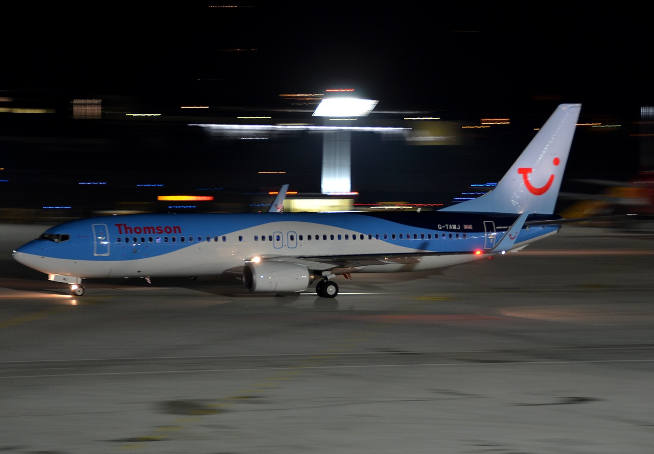 G-TAWJ - 737-8K5(WL) - Thomson Airways - SZG - 11-01-2014c