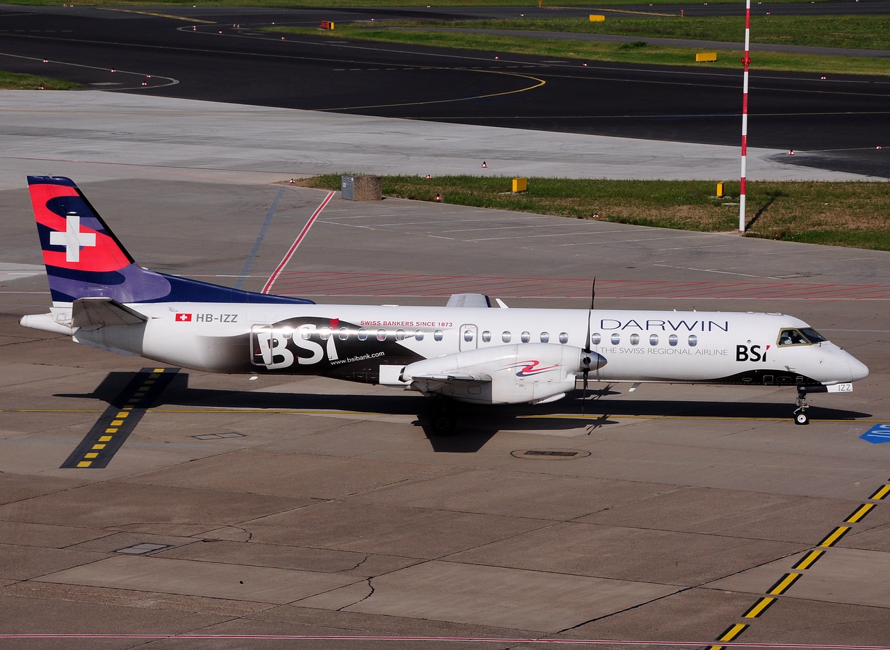HB-IZZ - Saab 2000 - Darwin Airline - DUS - 19-07-2014