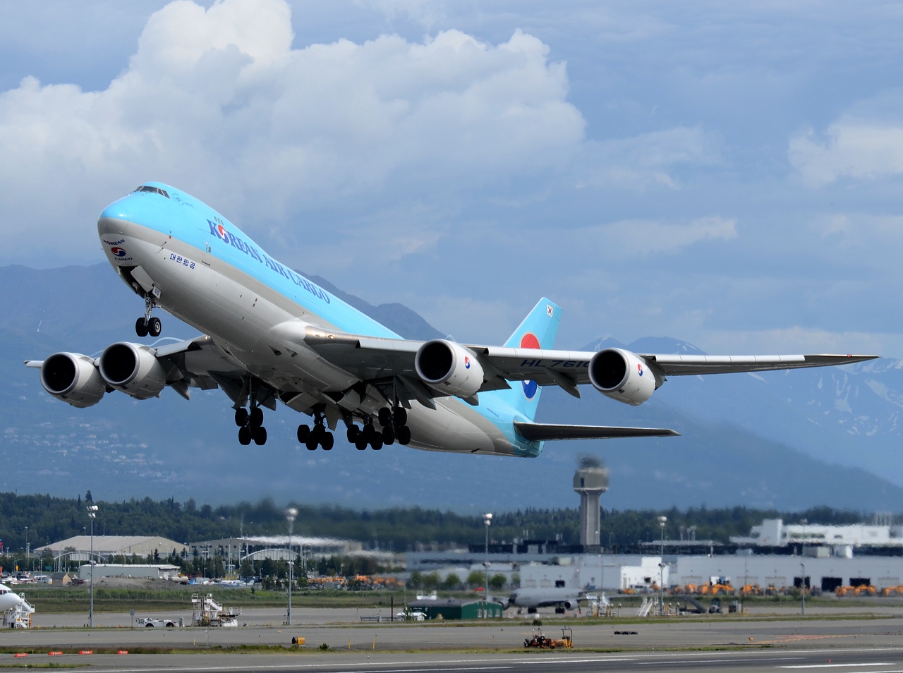 HL7610 - 747-8HTF - Korean Air Lines - ANC - 01-07-2014