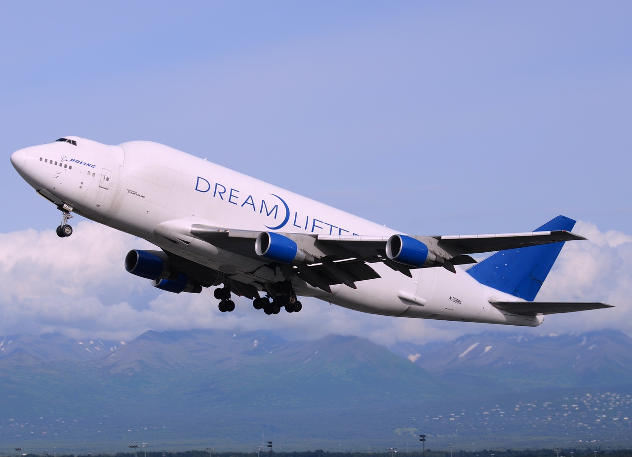 N718BA - 747-4H6(LCF) - Boeing Dream Lifter - ANC - 01-07-2014