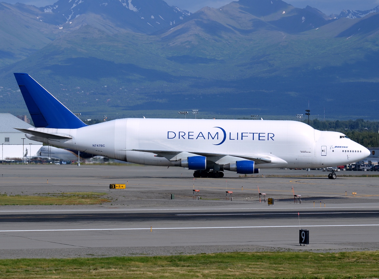 N747BC - B747-4J6(LCF) - Boeing Dream Lifter - ANC - 02-07-2014d