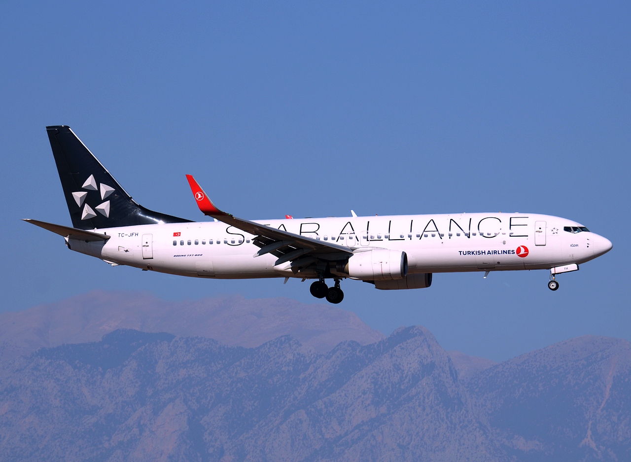 TC-JFH - 737-8F2(WL) - Turkish Airlines - AYT - 22-08-2014