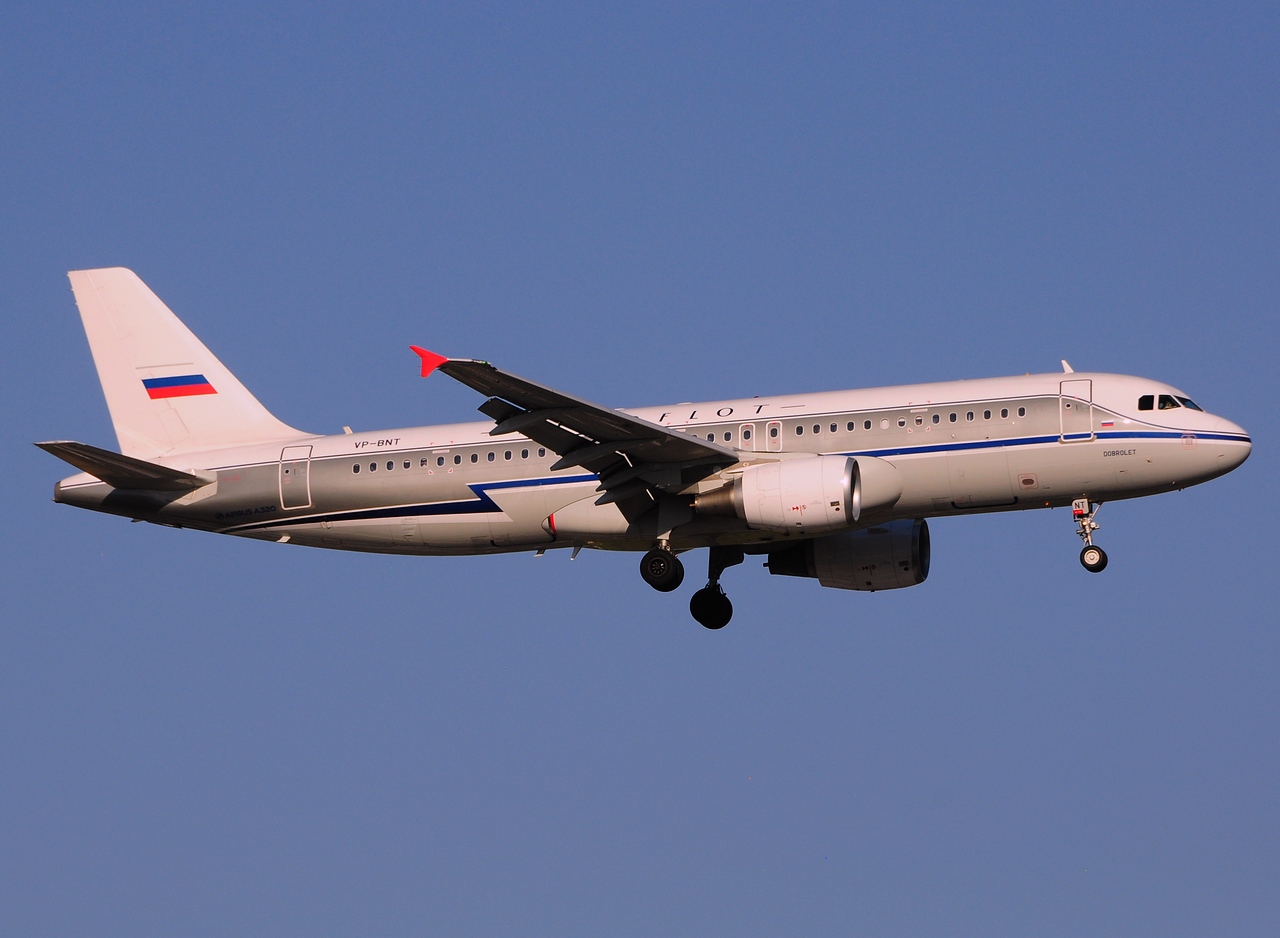 VP-BNT - A320-214(WL) - Aeroflot _ Russian Airlines - AYT - 23-08-2014