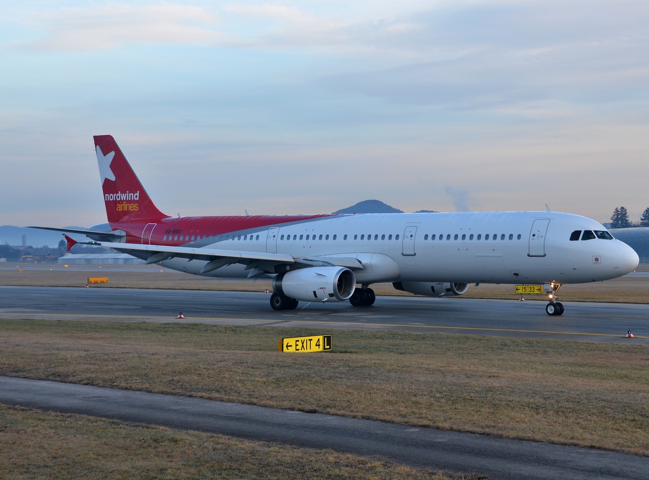 VQ-BRU - A321-232 - Nordwind Airlines - SZG - 11-01-2014