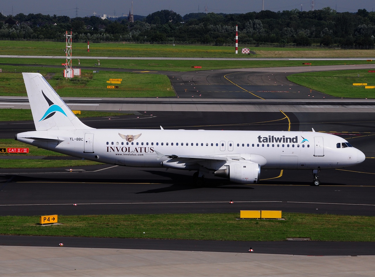 YL-BBC - A320-211 - Tailwind Airlines - DUS - 19-07-2014