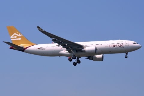 5A-LAS - A330-202 - Libyan Airlines - IST - 01-04-2014
