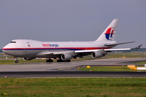 9M-MPS - 747-4H6F - Malaysia Airlines - FRA - 04-05-2014b