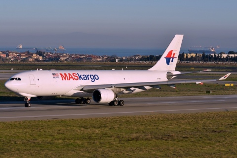 9M-MUC - A330-223F - Malaysia Airlines - IST - 31-03-2014