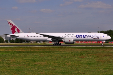 A7-BAA - 777-3DZ(ER) - Qatar Airways - FRA - 04-05-2014b