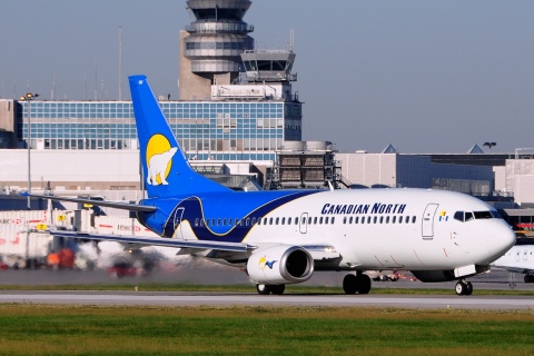 C-FKCN - 737-36N - Canadian North - YUL - 19-09-2014d