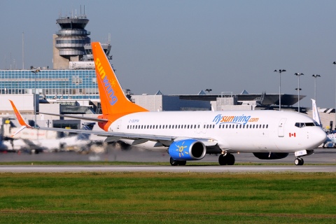 C-GOFW - 737-8BK(WL) - Sunwing Airlines - YUL - 19-09-2014