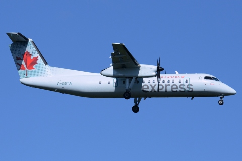 C-GSTA - DHC-8-301 - Air Canada Express - SEA - 24-06-2014