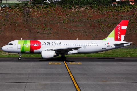 CS-TNI - A320-214 - TAP _ Air Portugal - FNC - 28-09-2014