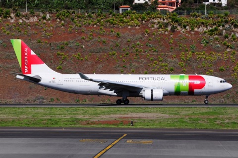 CS-TOG - A330-223 - TAP _ Air Portugal - FNC - 29-09-2014