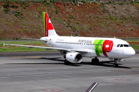 CS-TTD - A319-111 - TAP _ Air Portugal - FNC - 28-09-2014b