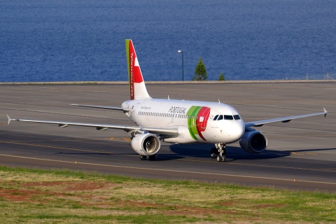 CS-TTD - A319-111 - TAP _ Air Portugal - FNC - 30-09-2014