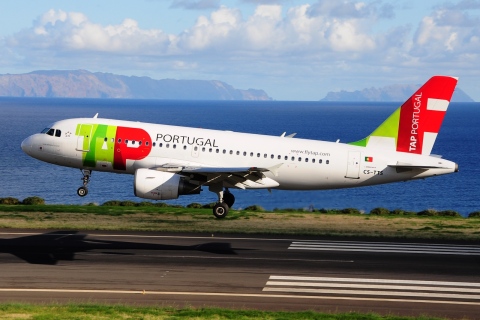 CS-TTS - A319-112 - TAP _ Air Portugal - FNC - 30-09-2014