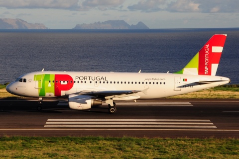 CS-TTS - A319-112 - TAP _ Air Portugal - FNC - 30-09-2014d