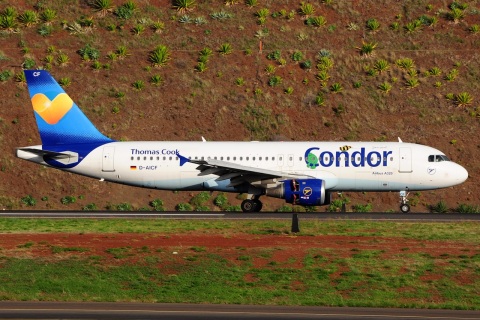 D-AICF - A320-212 - Condor - FNC - 02-10-2014