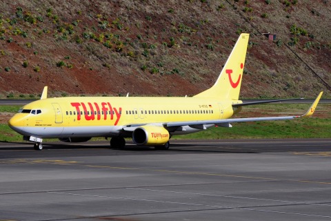 D-ATUG - 737-8K5(WL) - TUIfly - FNC - 30-09-2014b