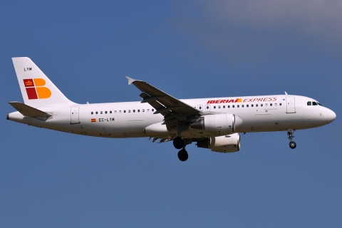 EC-LYM - A320-216(WL) - Iberia Express - FRA - 04-05-2014
