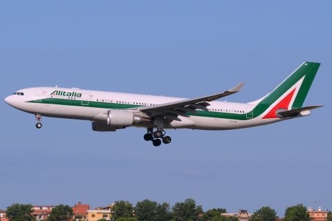 EI-EJN - A330-202 - Alitalia - FCO - 18-06-2014