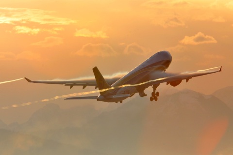 EI-ETI - A330-322 - I-Fly - SZG - 11-01-2014b