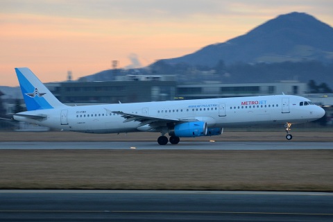 EI-FBH - A321-231 - Metrojet - SZG - 11-01-2014