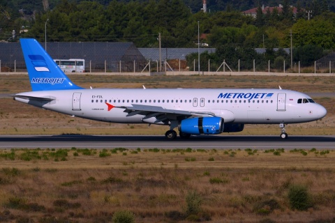 EI-FDL - A320-232 - Metrojet - AYT - 26-08-2014