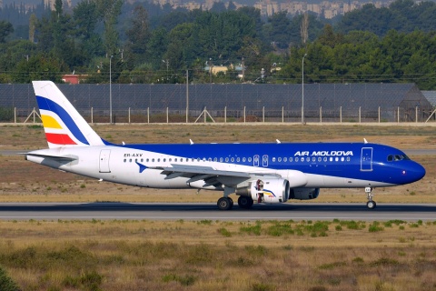 ER-AXV - A320-211 - Air Moldova - AYT - 26-08-2014