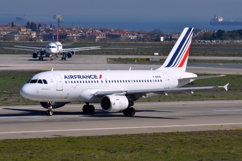 F-GRHN - A319-111 - Air France - IST - 31-03-2014
