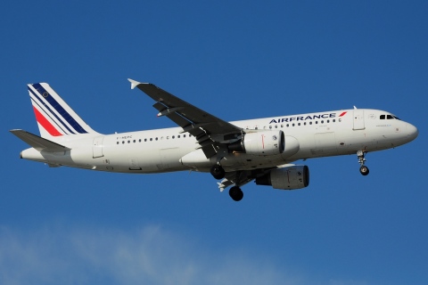 F-HEPC - A320-214 - Air France - OTP - 14-02-2014