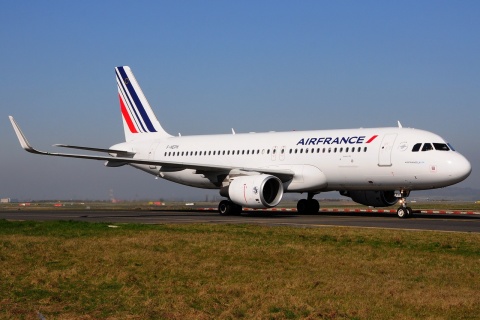 F-HEPH - A320-214(WL) - Air France - CDG - 16-03-2014