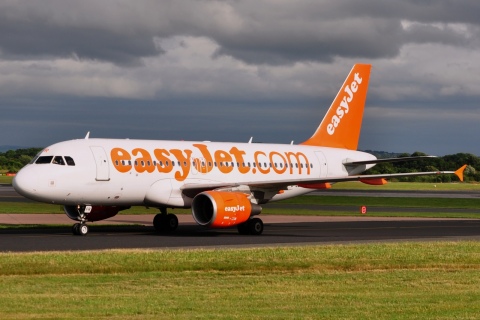 G-EZFR - A319-111 - easyJet - MAN - 17-07-2014