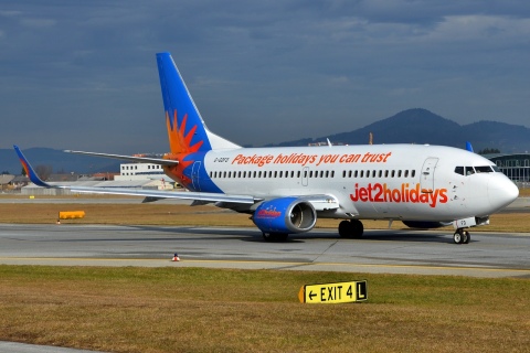 G-GDFO - 737-3U3(WL) - Jet2 - SZG - 11-01-2014b