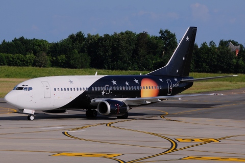 G-ZAPZ - 737-33AF - Titan Airways - CRL - 15-06-2014
