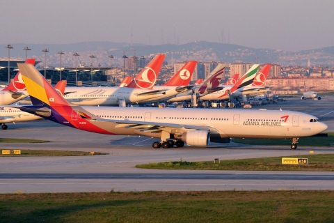 HL8258 - A330-323E - Asiana Airlines - IST - 30-03-2014