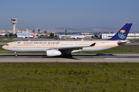 HZ-AQG - A330-343 - Saudi Arabian Airlines - IST - 30-03-2014