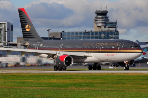 JY-AIE - A330-223 - Royal Jordanian - YUL - 18-09-2014