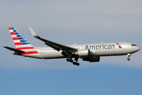 N348AN - 767-323(ER)(WL) - American Airlines - FCO - 19-06-2014
