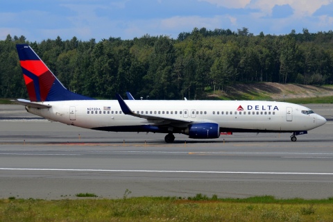 N372DA - 737-832(WL) - Delta Air Lines - ANC - 01-07-2014