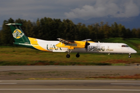 N443QX - DHC-8-402NG - Horizon Air - ANC - 30-06-2014