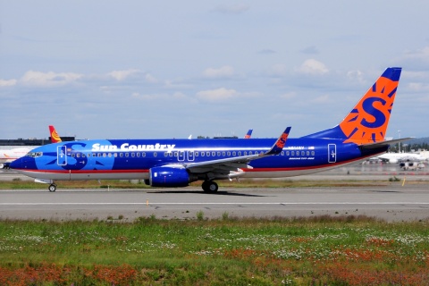 N814SY - 737-8BK(WL) - Sun Country Airlines - ANC - 01-07-2014b