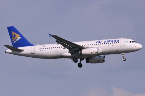 P4-XAS - A320-232 - Air Astana - IST - 01-04-2014