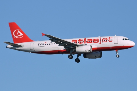 TC-ATJ - A320-233 - Atlasjet - IST - 30-03-2014
