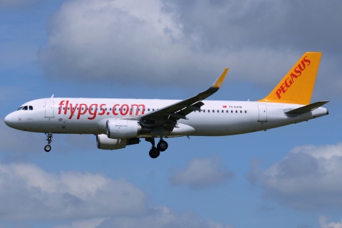 TC-DCB - A320-214(WL) - Pegasus - CRL - 07-07-2014
