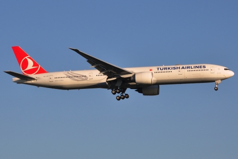 TC-JJF - 777-3F2(ER) - Turkish Airlines - IST - 31-03-2014