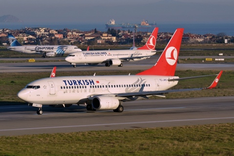 TC-JKK - 737-752(WL) - Turkish Airlines - IST - 31-03-2014
