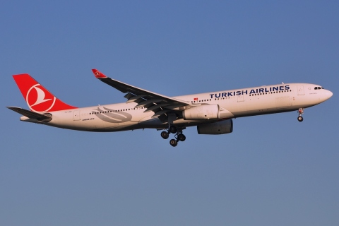 TC-JNP - A330-343 - Turkish Airlines - IST - 31-03-2014